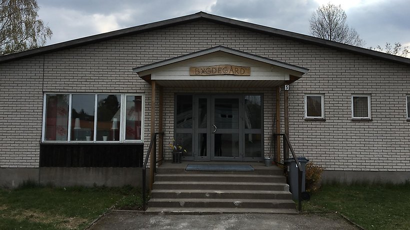 Framsidan av byggnaden