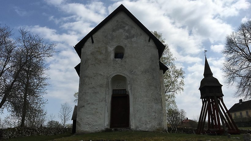 Framsidan av kyrkan