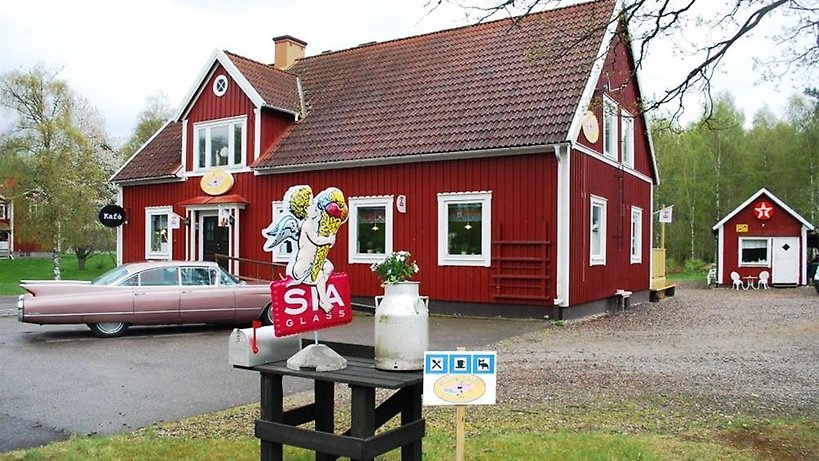 Framsidan på byggnaden